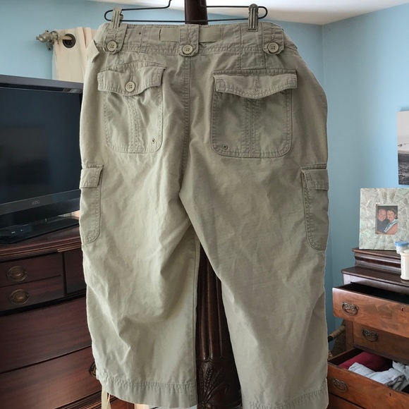 Khaki capris in EUC by French Cuff. - Picture 5 of 9
